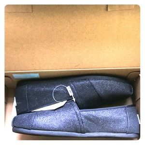 TOMS Classic Black Glimmer, Size 8, NIB